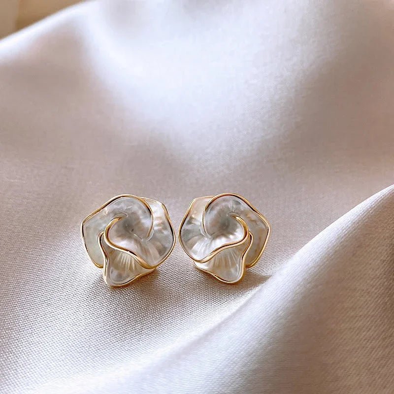 Elegant Camellia Flower Stud Earrings – Unique & Stylish
