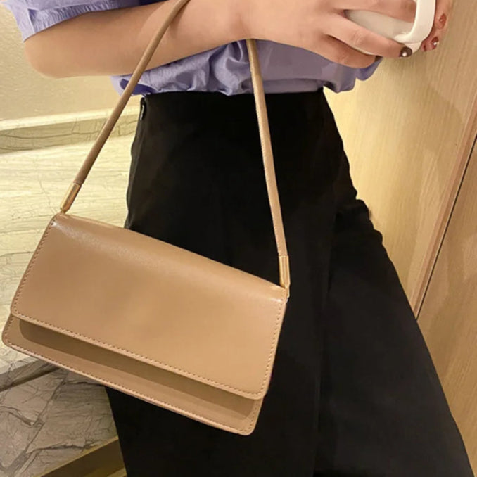 Simple Shoulder Bag for Women – Elegant & Versatile