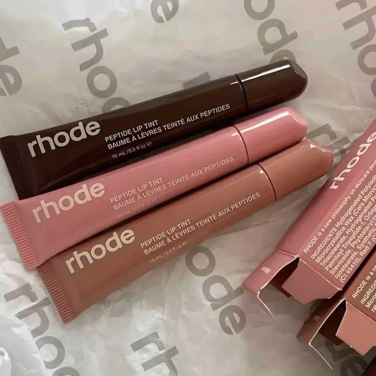 Lipgloss Rhode - Dale a tus labios un brillo irresistible