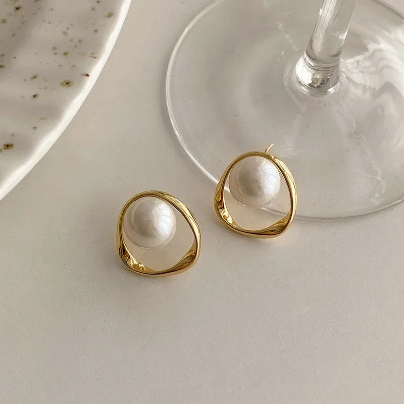 Elegant Pearl Stud Earrings – Gold Color