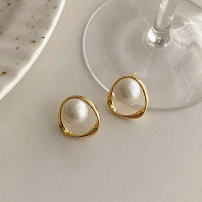 Elegant Pearl Stud Earrings – Gold Color