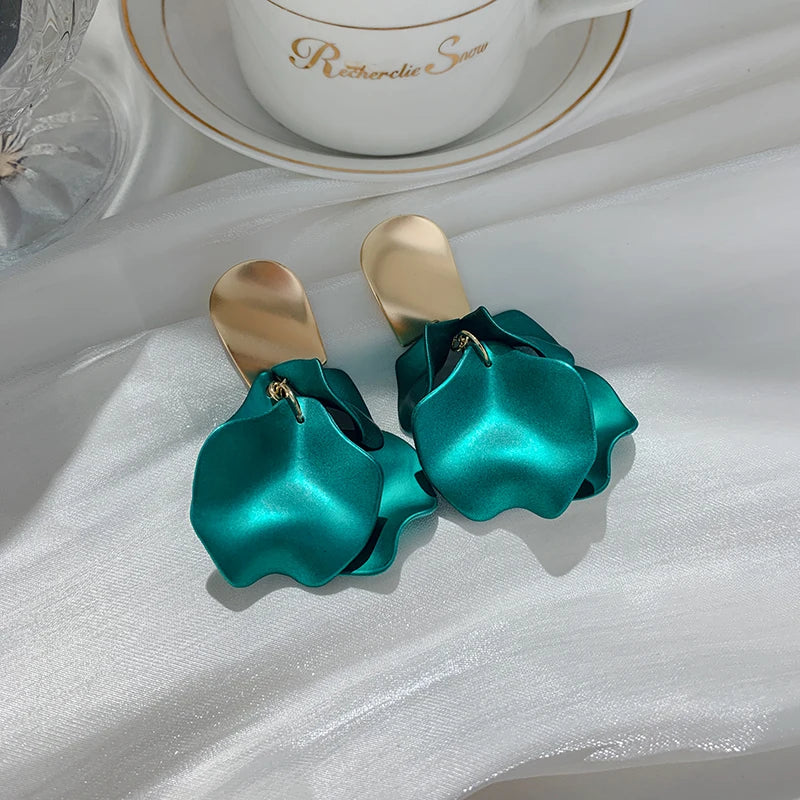 Elegant Multicolored Flower Petal Earrings – Bold & Unique