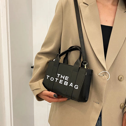 Bolso tote con letras en contraste para mujer: elegante y funcional