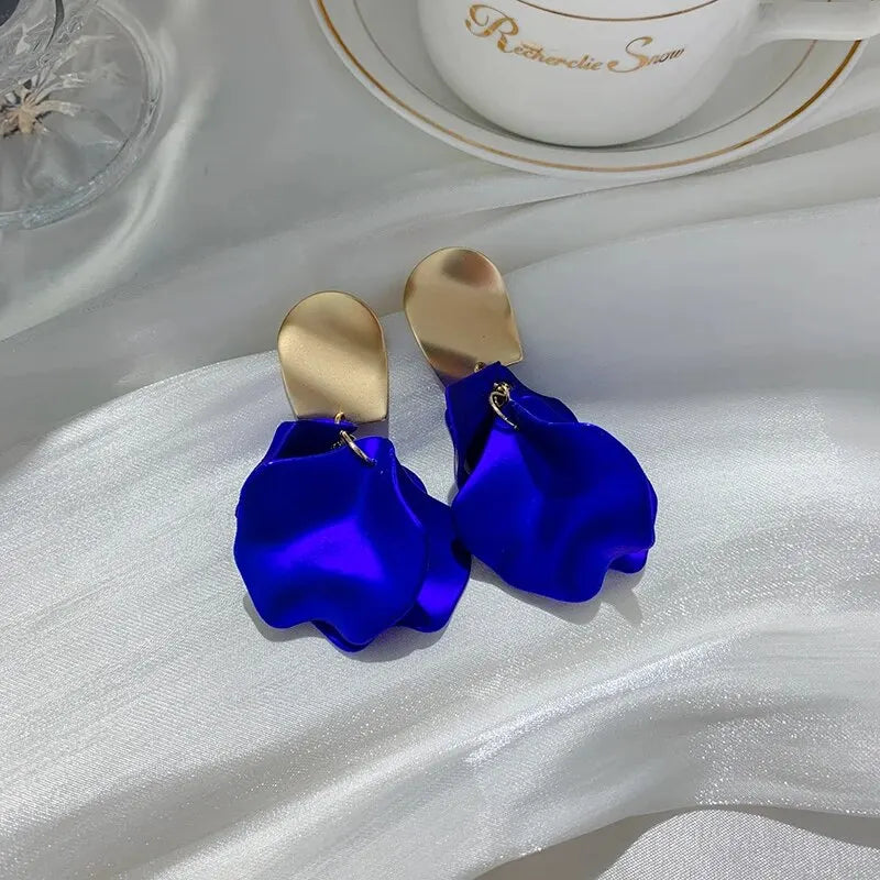 Elegant Multicolored Flower Petal Earrings – Bold & Unique