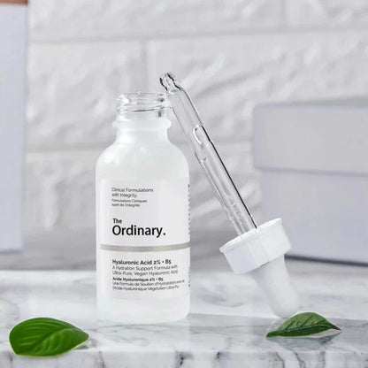 2% Hyaluronic Acid + B5 Serum – Deep Hydration & Nourishment