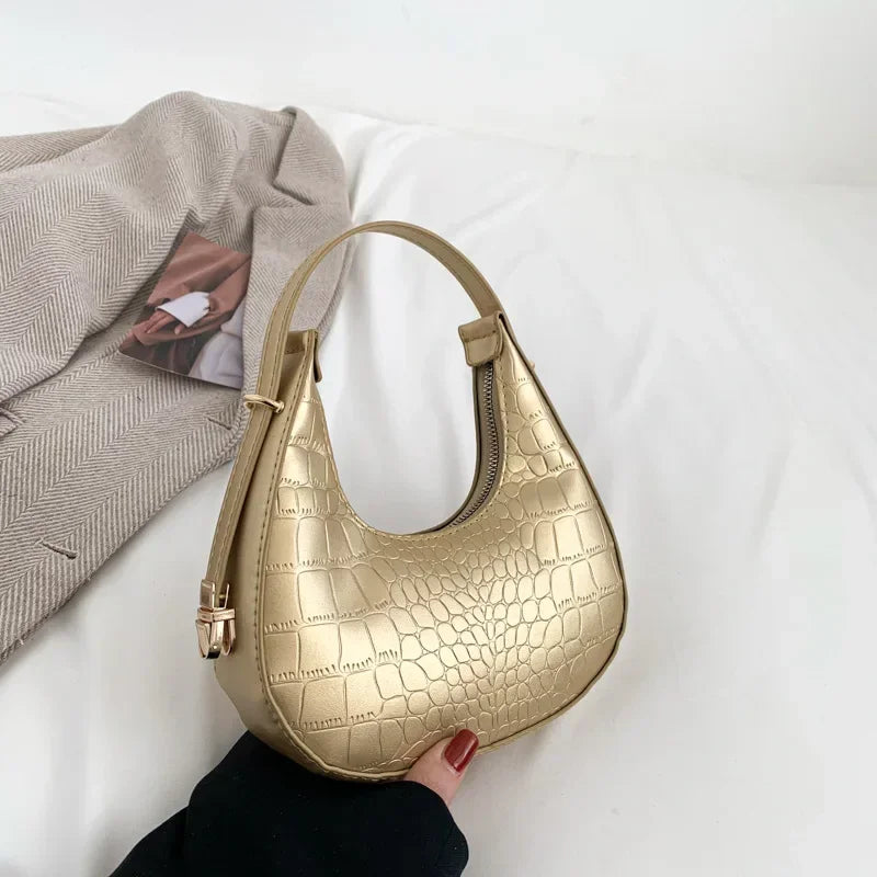 Luxury Shoulder Bag - Chic & Modern Design