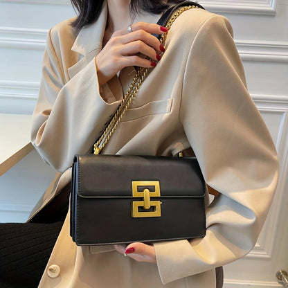 Minimalistische klassische Umhängetasche – Zeitlose Eleganz