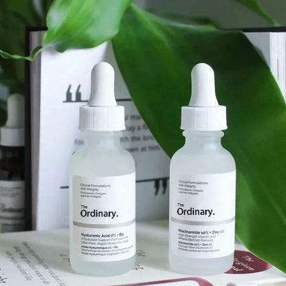 2% Hyaluronic Acid + B5 Serum – Deep Hydration & Nourishment