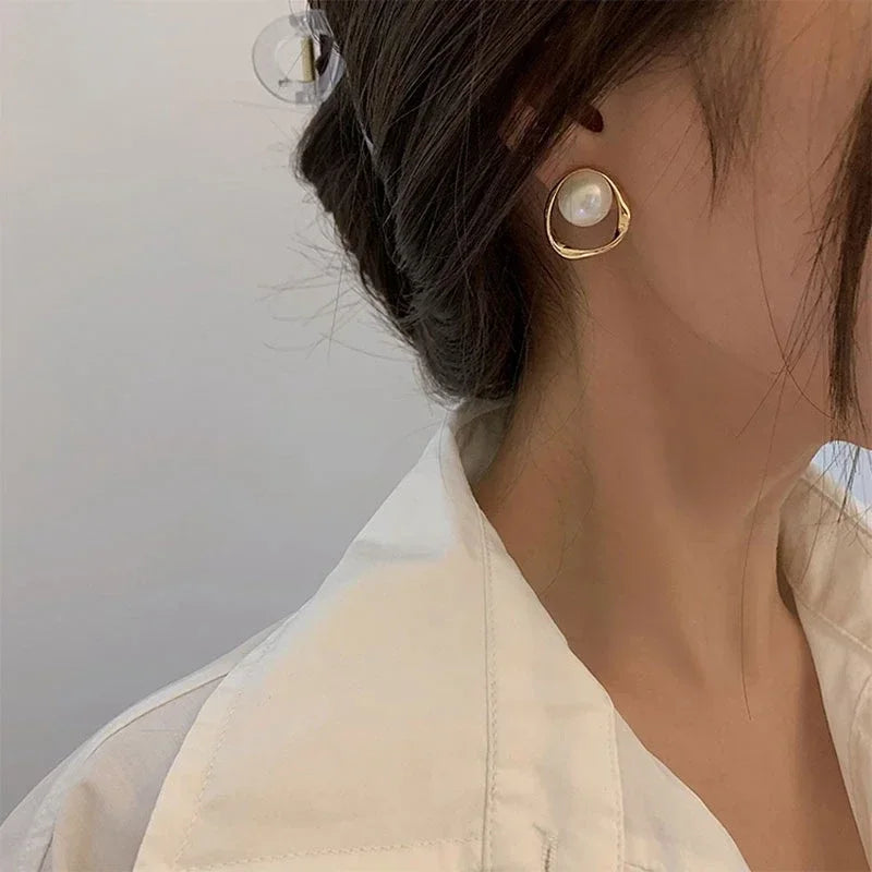 Elegant Pearl Stud Earrings – Gold Color
